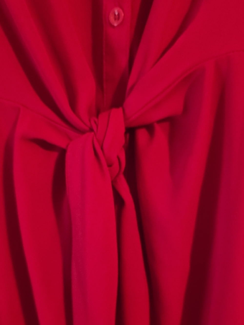 torrid Red Tie-Front Flutter Sleeve Tunic - Picture 4 of 5